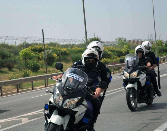 Τον πρόδωσε το φανάρι!