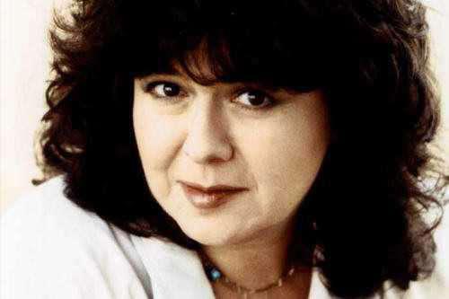 Δύσκολες ώρες για την Αρλέτα-Νοσηλεύεται σε σοβαρή κατάσταση