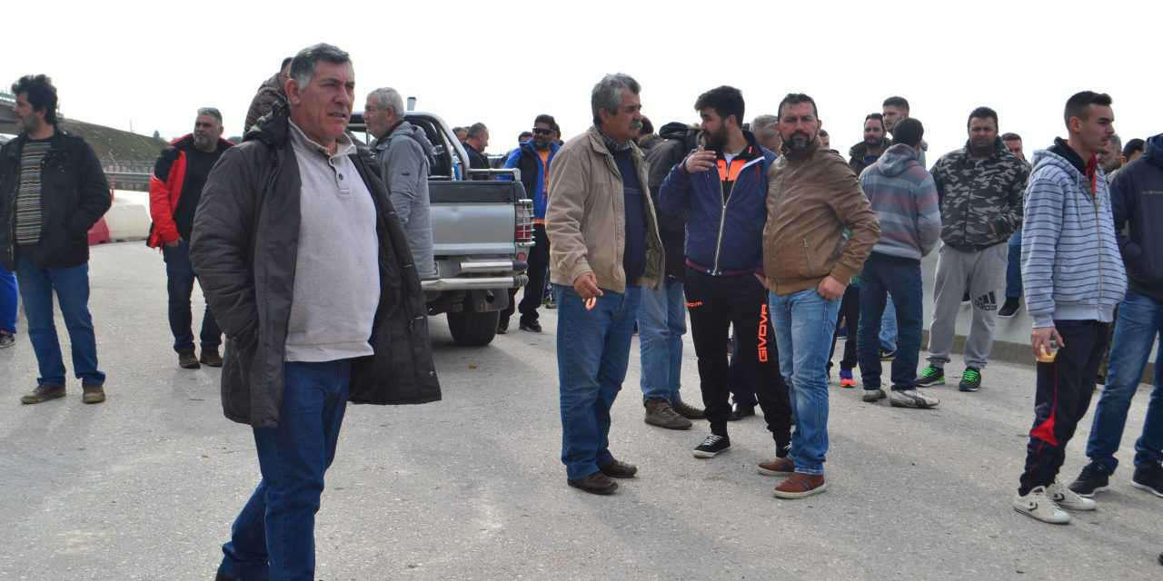 Σήμερα  αποφασίζουν οι αγρότες όλης της Ελλάδας, για το πώς θα κορυφωθούν οι κινητοποιήσεις τους.