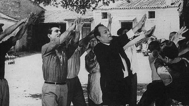 O Μαυρογιαλούρος….