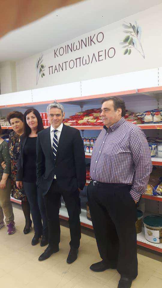Αγρίνιο: Ο Κ.Καραγκούνης στο Κοινωνικό Παντοπωλείο