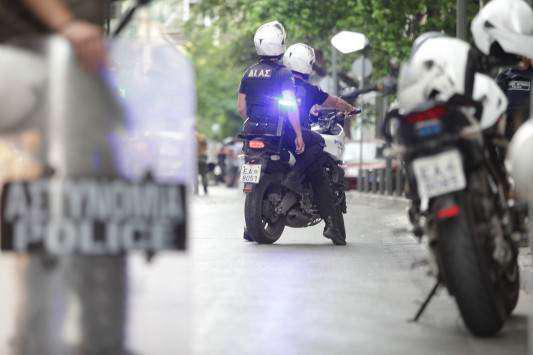 Χωρίς αστυνόμευση η Μακρυνεία για να ενισχυθεί το  Α.Τ Αιτωλικού! (βιντεο)