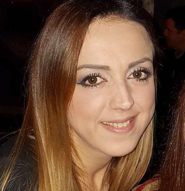Η Μαρία έπεσε θύμα δολοφονίας και όχι τροχαίου, λένε οι συγγενείς της αισθητικού που πέθανε στην Αμφιλοχία