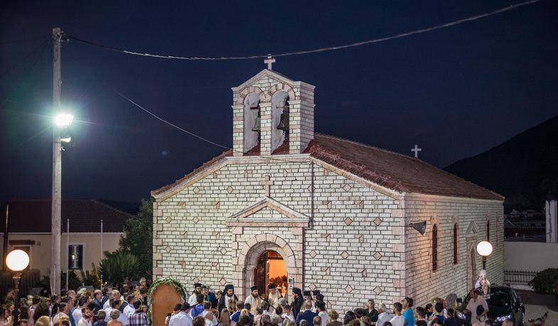 Με μεγαλοπρέπεια η Βόνιτσα τίμησε τον Άγιο Παντελεήμονα