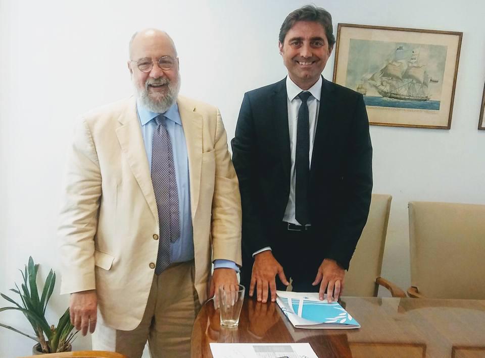 Περιφερειακή ανασυγκρότηση και παραγωγική ανάπτυξη στη συνάντηση Κ. Καρπέτα με τον Ν. Θεοχαράκη