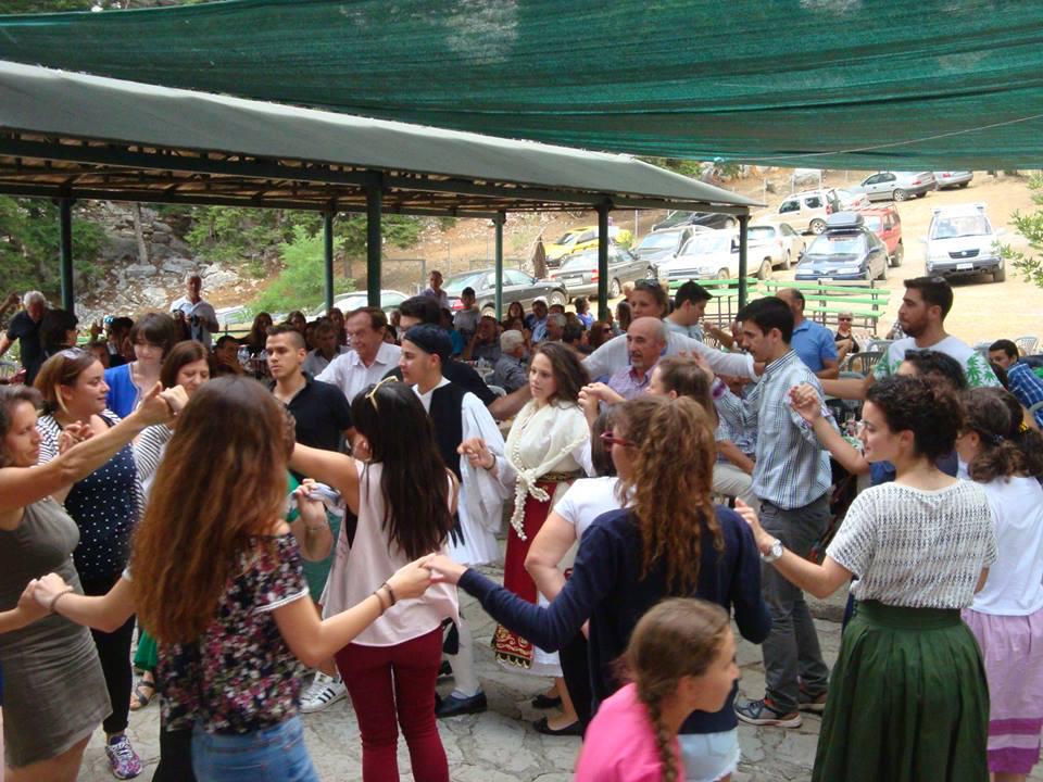 Μεγάλη συμμετοχή στο Αντάμωμα στον Άνδρέα τον Ερημίτη-Γλέντι στην «ΑΓΡΑΠΙΔΟΥΛΑ»(φωτο-βιντεο)