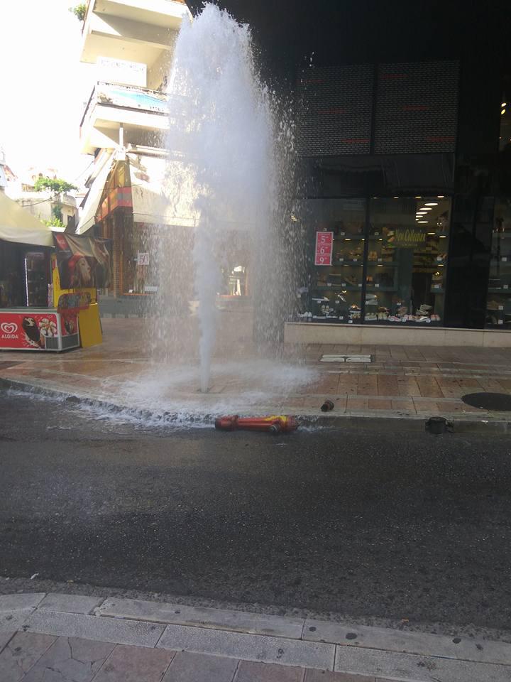 Αγρίνιο- “Ποτάμι” η Παπαστράτου (ΒΙΝΤΕΟ-ΦΩΤΟ)