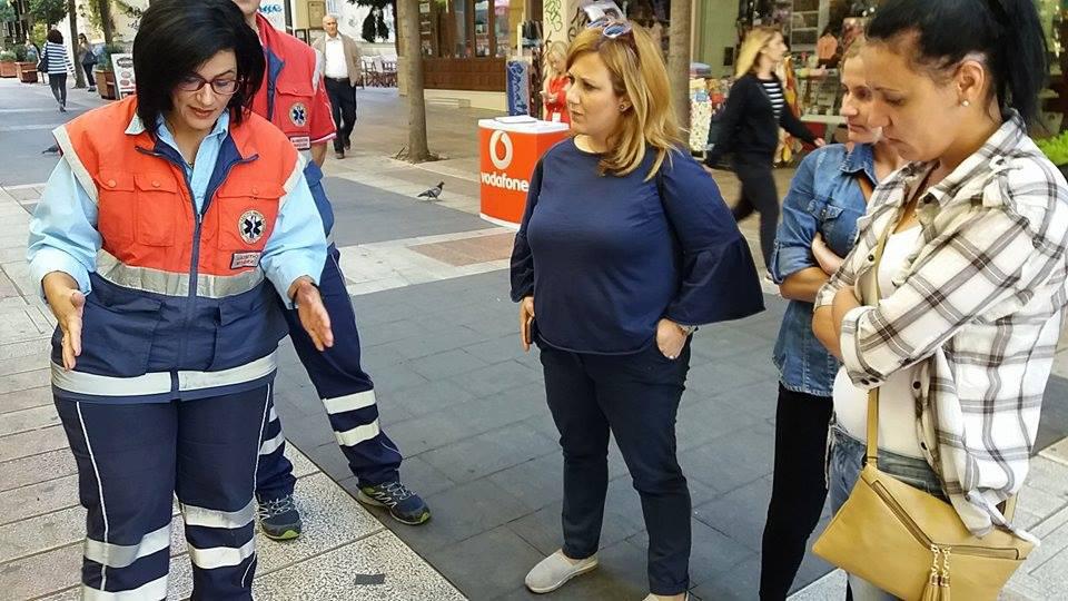 Αγρίνιο: Eίδαν από κοντά πως “τα χέρια μπορούν να σώσουν ζωές”-Μαθήματα πρώτων βοηθειών από μέλη του ΕΚΑΒ