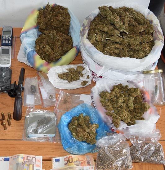 Συνελήφθησαν δύο συμμορίες για διακίνηση και εμπορία ναρκωτικών (φωτο)