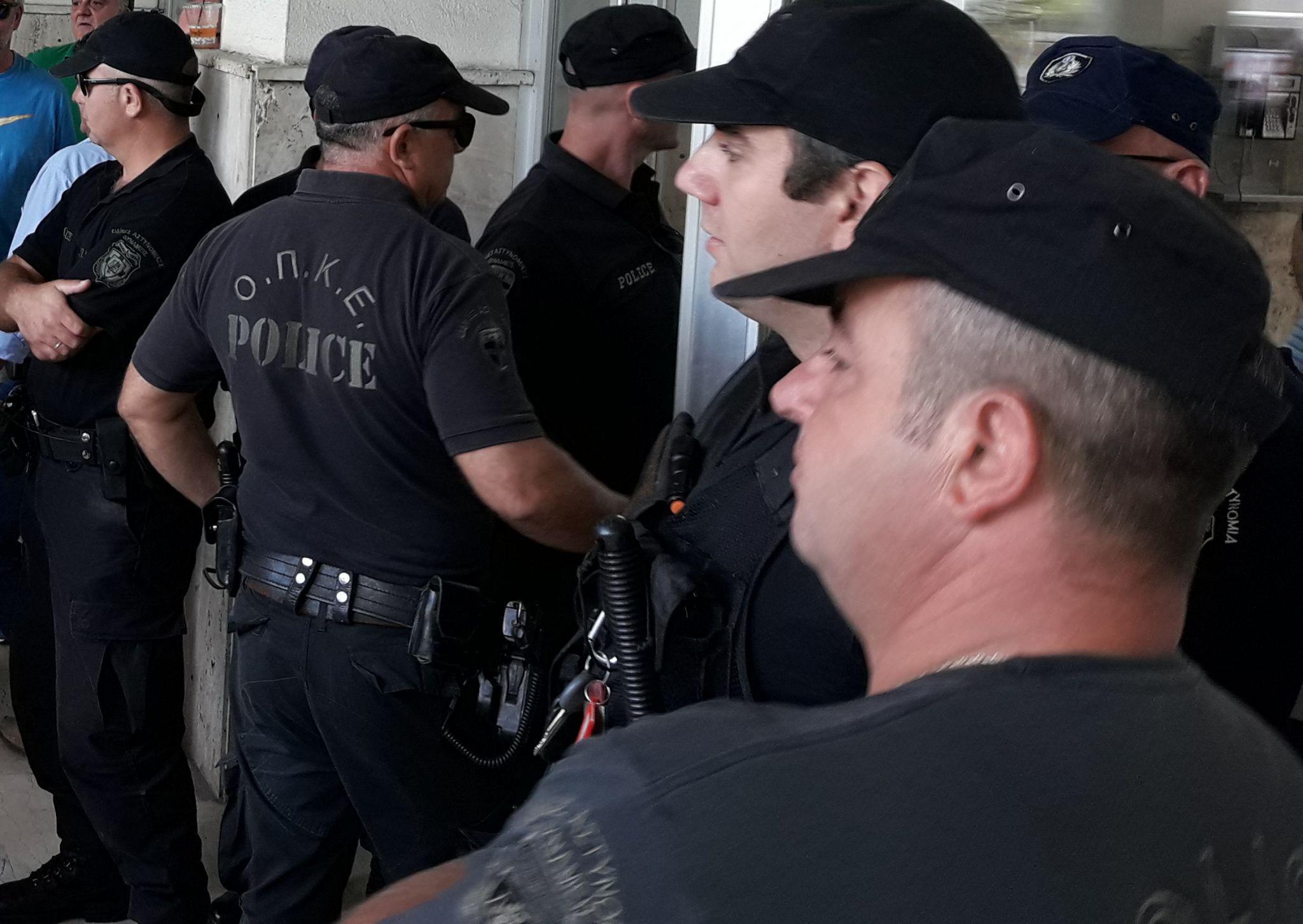 Αγρίνιο: Νέες συλλήψεις χθες για ναρκωτικά και μέθη!