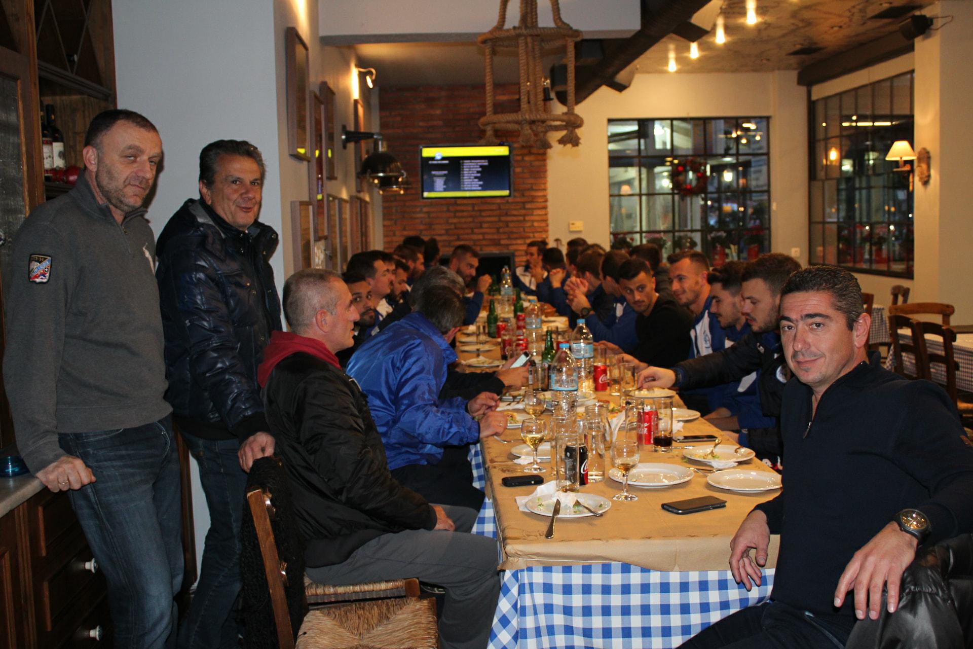 Στους 4 του κυπέλλου ο Αμφίλοχος- Το γιόρτασαν !