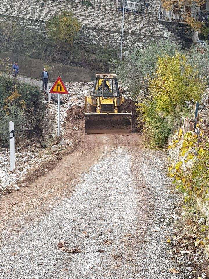 Συνεχίζεται η καταγραφή των ζημιών από κλιμάκια του Δήμου Αγρινίου-Επικοινωνία με Σκουρλέτη