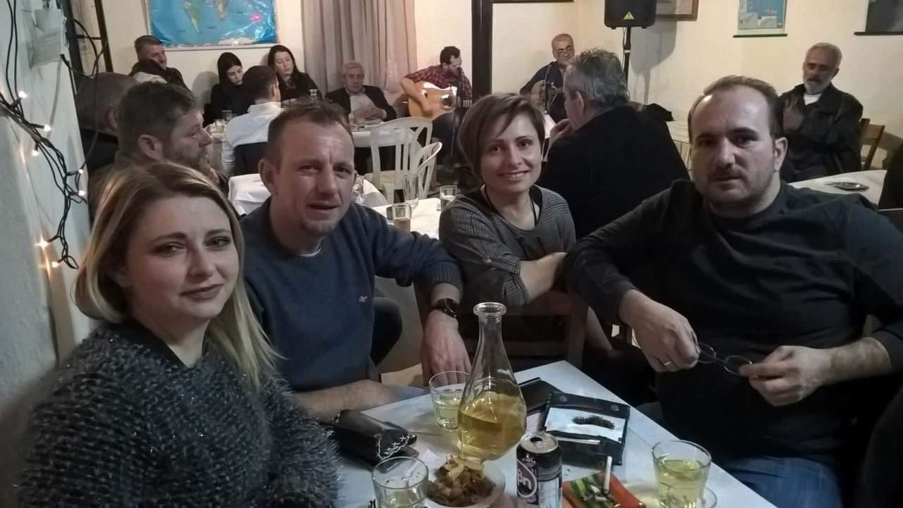 Χριστουγεννιάτικο λαϊκορεμπέτικο γλέντι στην Κυπάρισσο