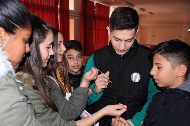 Επίσκεψη του ΑΟ Αγρινίου στο 6ο Γυμνάσιο (φωτο)