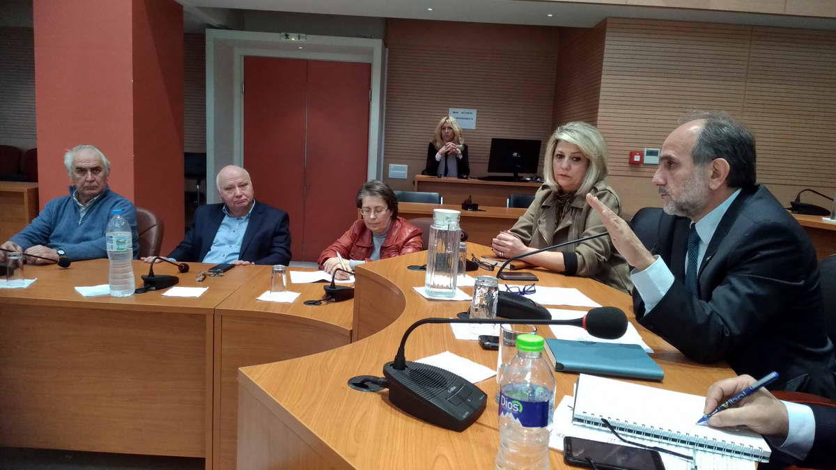 Συνάντηση Περιφερειάρχη Απ. Κατσιφάρα με νέους Γενικούς Διευθυντές και Διευθυντές ΠΔΕ