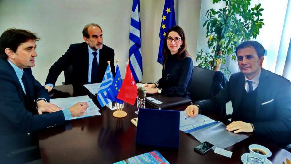 Συνάντηση του Περιφερειάρχη Δυτικής Ελλάδας Απ. Κατσιφάρα  με τη Γενική Πρόξενο της Τουρκίας Ογια Γιαζάρ