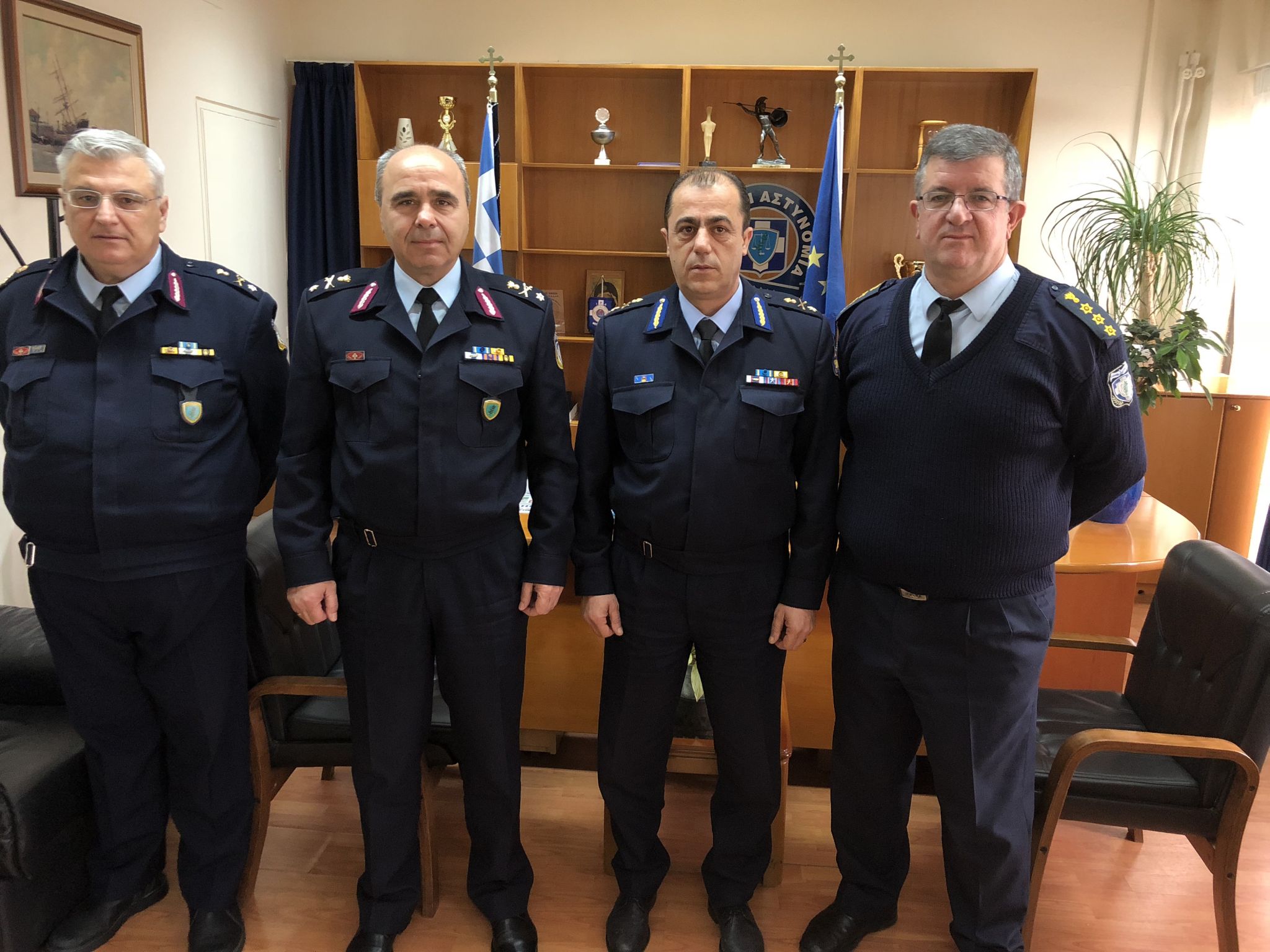 Επίσκεψη του Διοικητή της Περιφερειακής Πυροσβεστικής Διοίκησης Δυτικής Ελλάδας στη Γενική Περιφερειακή Αστυνομική Διεύθυνση