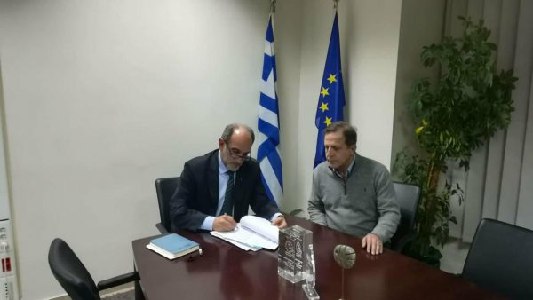 Αντιπλημμυρικά έργα και αντιμετώπιση κατολισθήσεων  στην Π.Ε Ηλείας – Υπογράφηκαν οι συμβάσεις