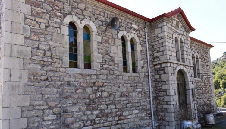 Η Αγία Παρασκευή του λόφου στο Ορεινό Θέρμο