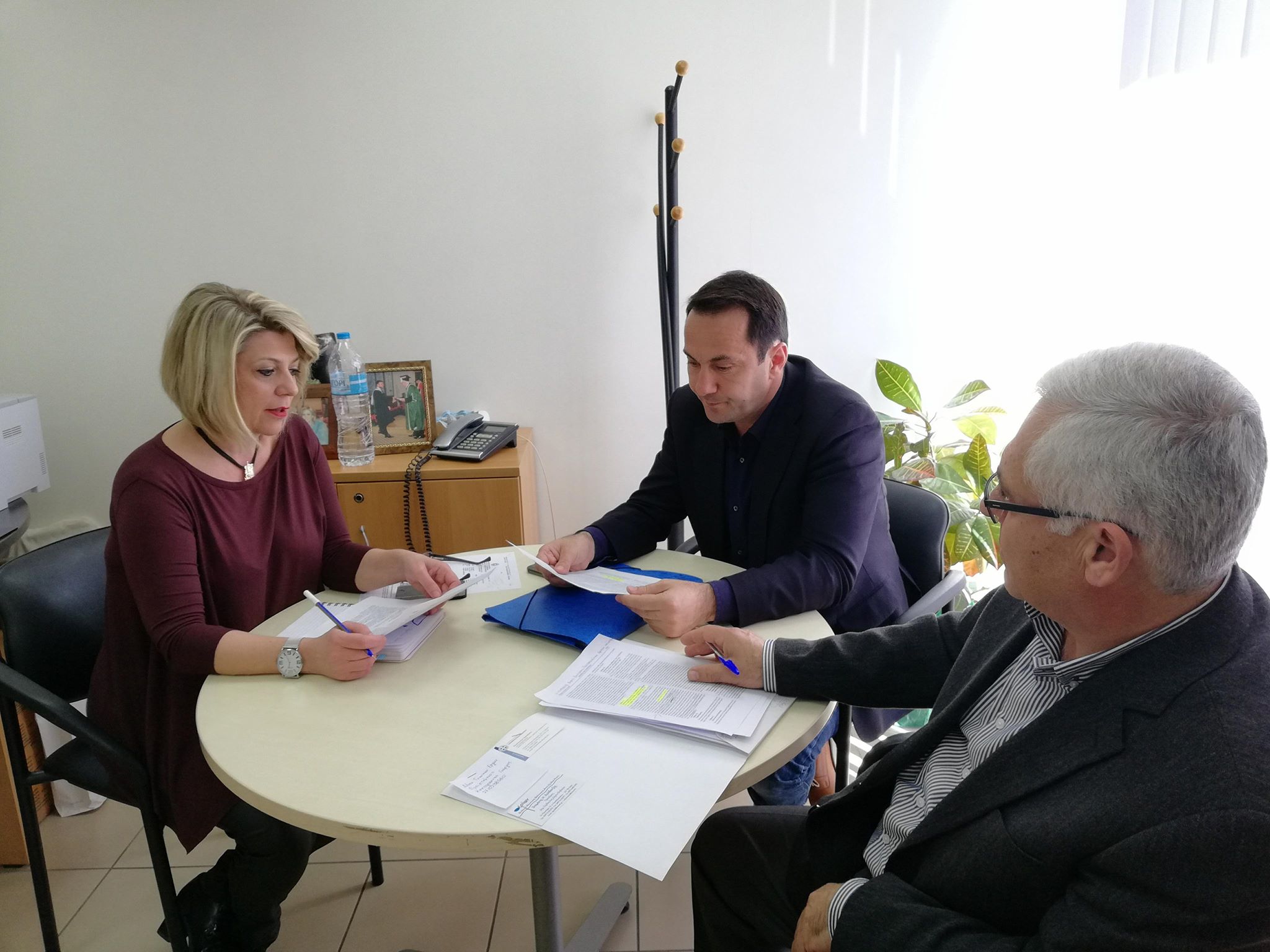Η περιφέρεια προετοιμάζει την ημερίδα για το φαινόμενο των μεδουσών