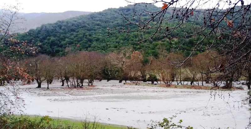 Ανέβηκε επικίνδυνα η στάθμη του Νήσσα(βιντεο)