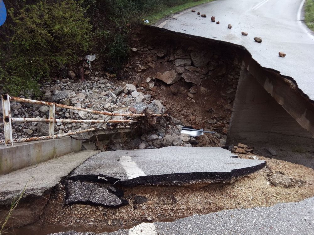 Επερώτηση Ν. Φαρμάκη για την αποκατάσταση ζημιών στην περιοχή της Νερομάνας (φωτο)