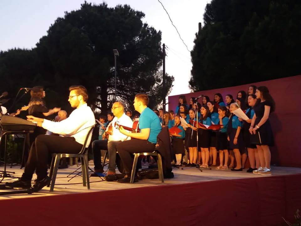 Επιτυχημένη η εκδήλωση του Ι.Ν. Αγίου Δημητρίου Αγρινίου: Τελετή λήξης μαθημάτων και αφιέρωμα στον Γ. Μπαλταδώρο