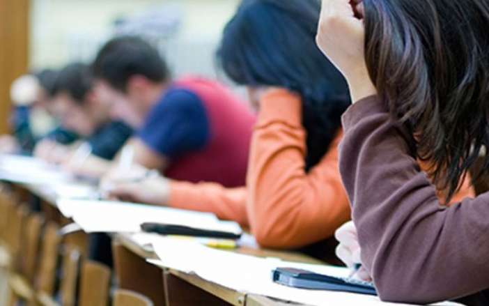 Αιτωλ/νία: Ξεκίνησαν σήμερα οι προαγωγικές εξετάσεις των μαθητών του λυκείου (Α’ και Β’ τάξη)