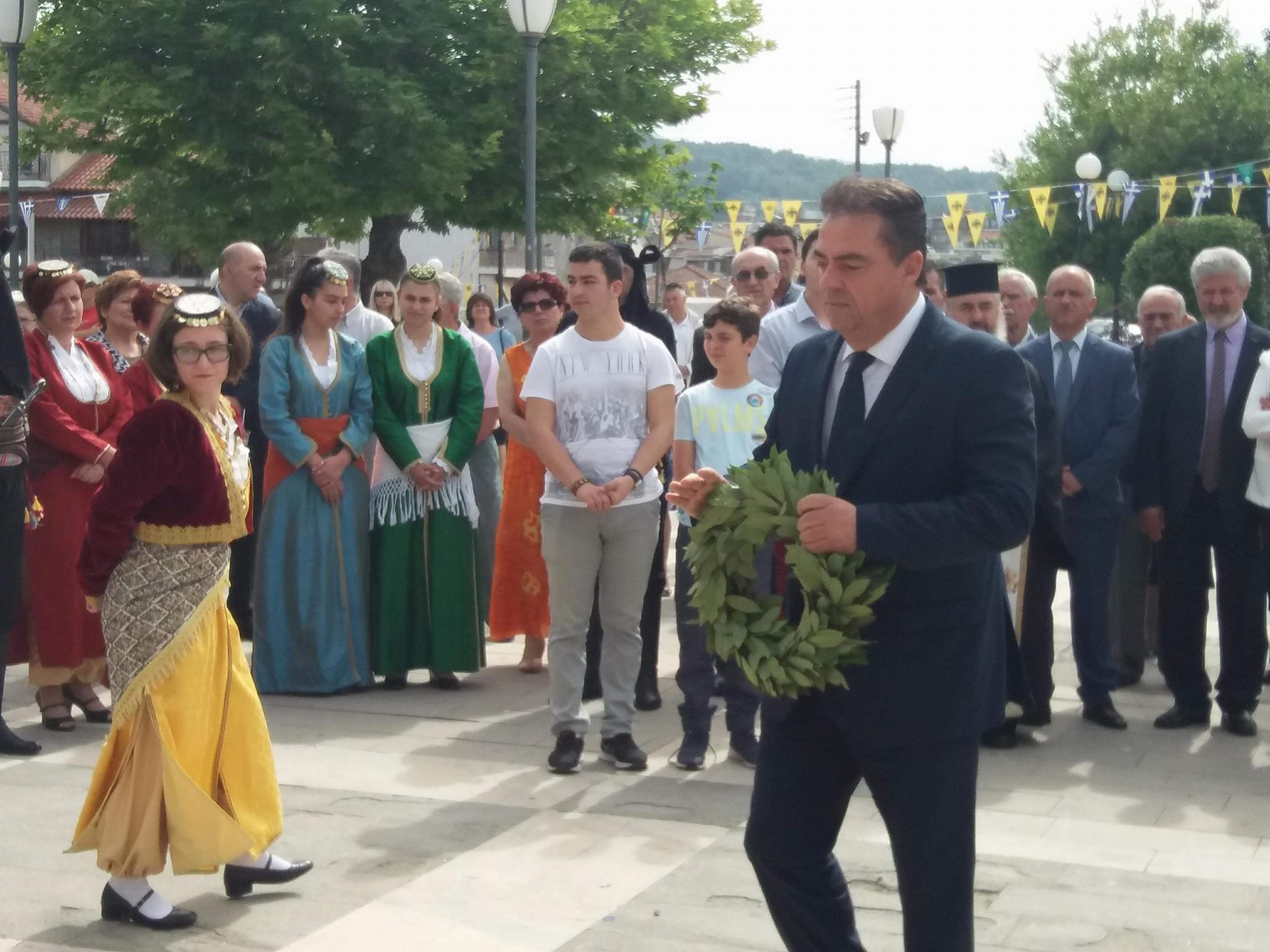 Στο Μνημόσυνο στον Ι. Ν  Αγίου Κωνσταντίνου για τα θύματα της Ποντιακής Γενοκτονίας ο Δ.Κωνσταντόπουλος