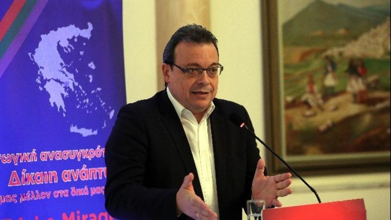 Φάμελλος: «Η διετής αδράνεια των Δήμων και της Αιτωλ/νίας θέτει σε αμφισβήτηση τα δικαιώματα των πολιτών στους δασικούς χάρτες»