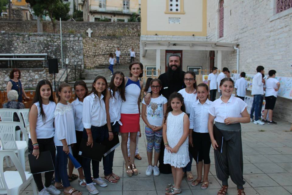 Κατέπληξε η εκδήλωση των Δημοτικών σχολείων Αμφιλοχίας