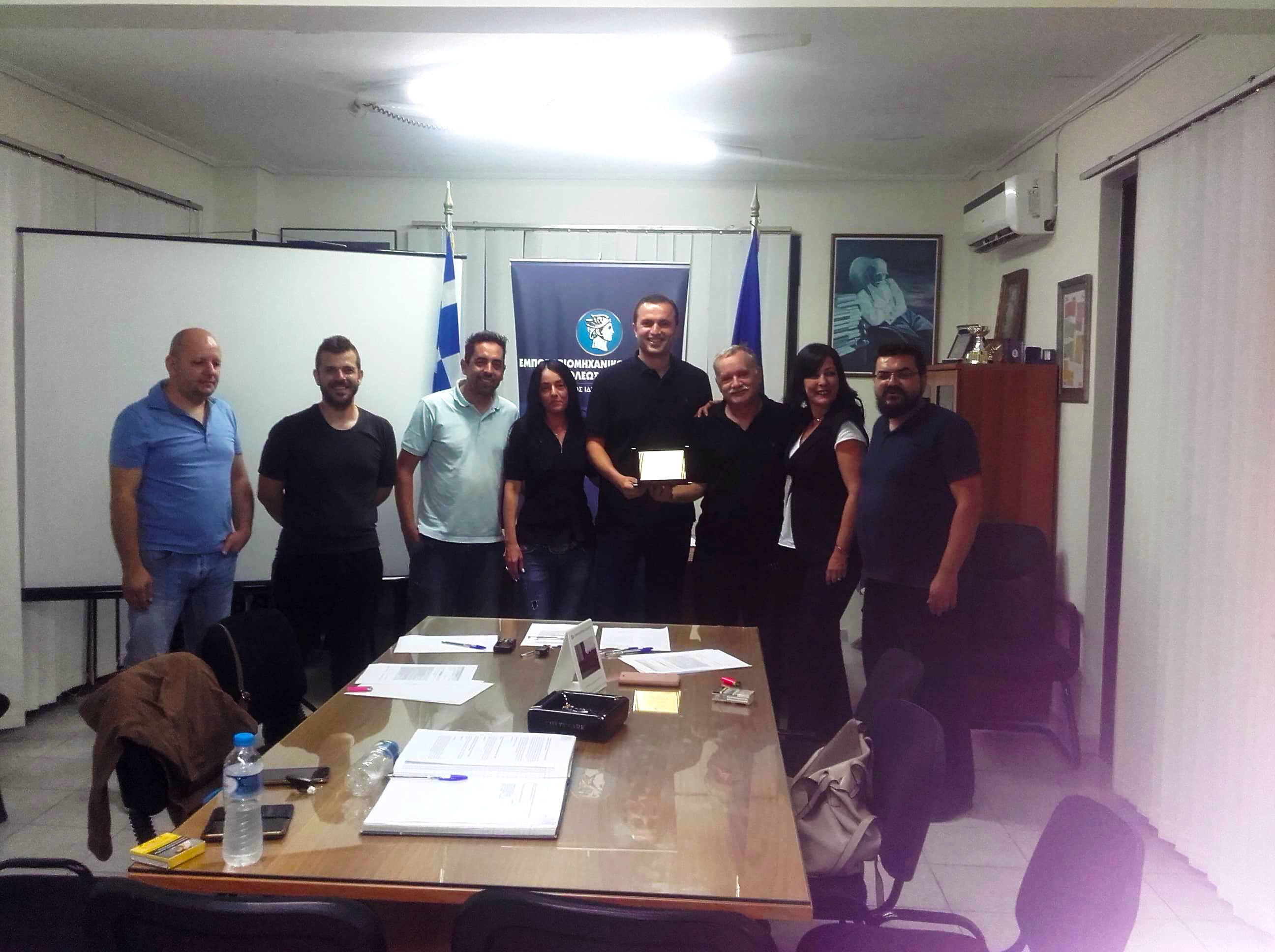 Ο Εμποροβιομηχανικός Σύλλογος Μεσολογγίου τιμά τον Θεμιστοκλή Μούρκα