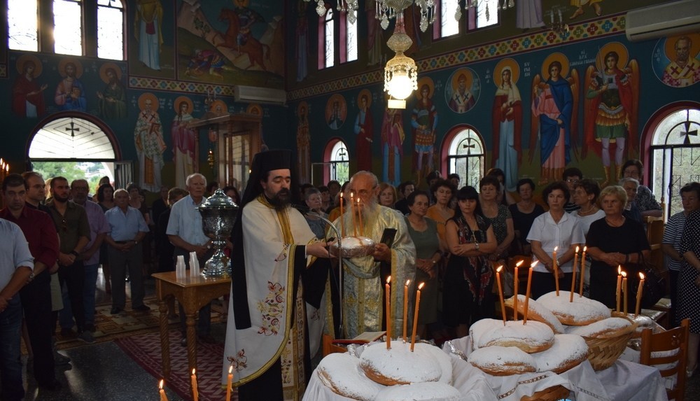 Εορτάζει ο Ι. Ν. των Αγίων Αναργύρων στα Χάνια Γαβρολίμνης