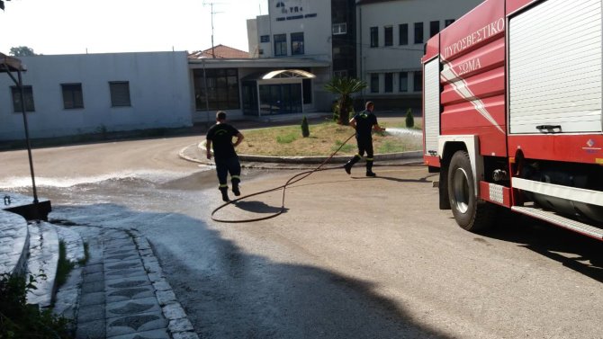 Καθαρισμός και απολύμανση της Πυροσβεστικής Αγρινίου στο παλαιό Νοσοκομείο.
