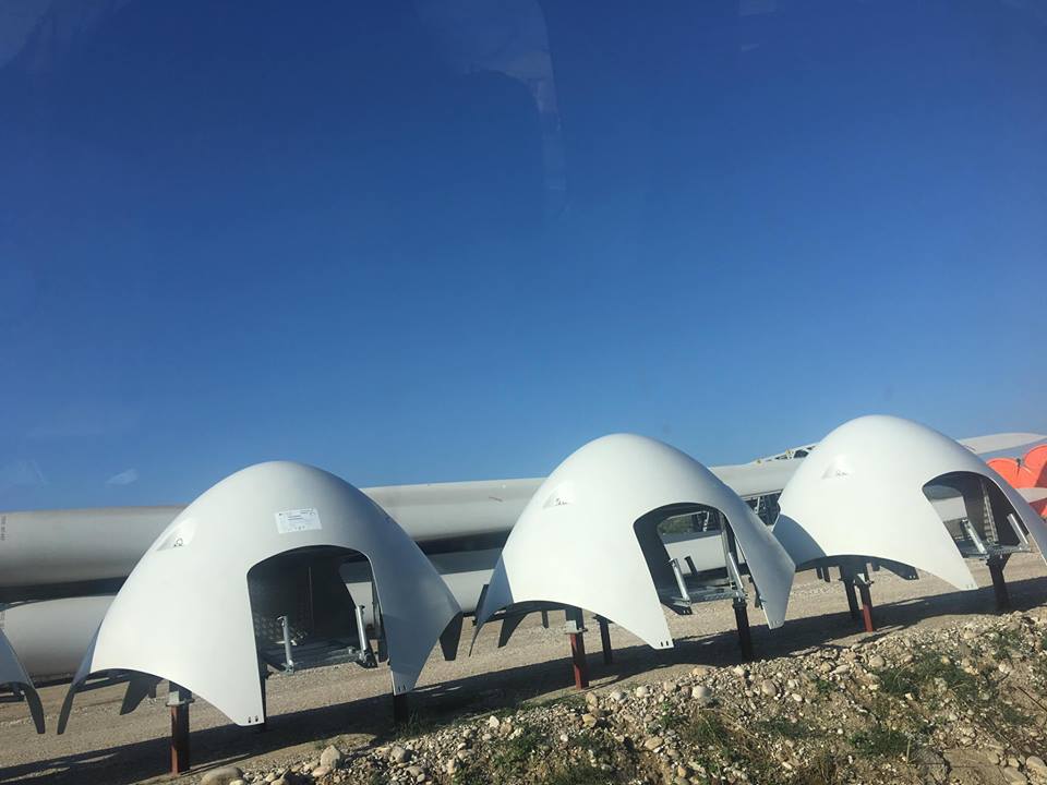 Μεγάλο αριθμό ανεμογεννητριών κατέγραψε ο φωτογραφικός φακός του AgrinioSite.gr – Ανεμογεννήτριες στον Αράκυνθο;