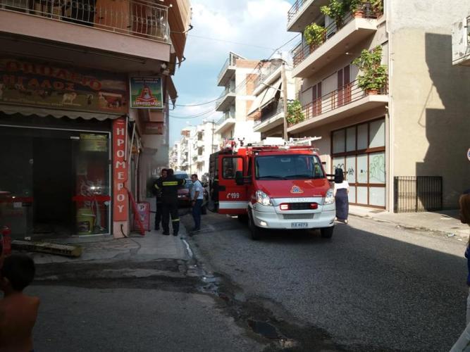 Φωτιά σε ψητοπωλείο στο Αγρίνιο(φωτο)