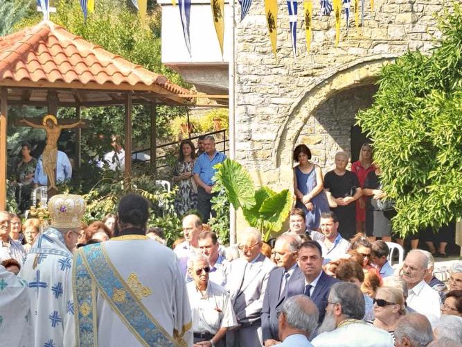 Με ιδιαίτερη λαμπρότητα, κατάνυξη και πολλούς προσκυνητές γιόρτασε η Ι.Μ Γενεθλίου της Θεοτόκου Κατερινούς