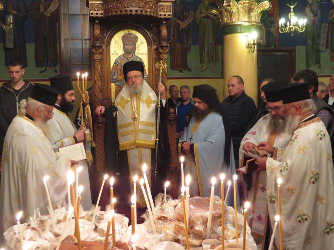 Μέγας εσπερινός στον Ι.Ν Αγίου Δημητρίου Βαρετάδας δήμου Αμφιλοχίας(φωτο)
