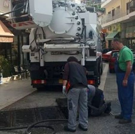 Καθαρισμός φρεατίων στην Αμφιλοχία (φωτο)