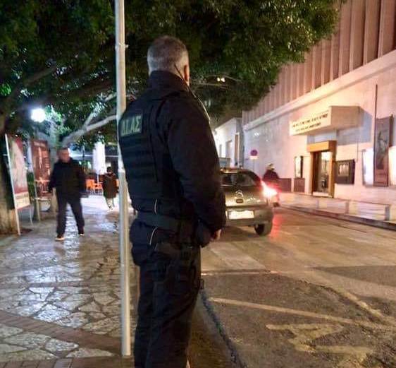 Σε ρυθμούς Χριστουγέννων το Αγρίνιο: Έρχεται φωταγώγηση του δέντρου-παγοδρόμιο-τραινάκι-Παραμυθούπολη