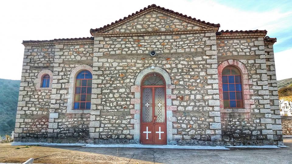 Πανηγυρίζει η εκκλησία των Ταξιαρχιών Μιχαήλ και Γαβριήλ στην Αμφιλοχία.
