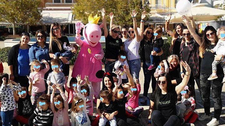 Ταυτόχρονος δημόσιος θηλασμός στην Αιτωλοακαρνανία(φωτο)