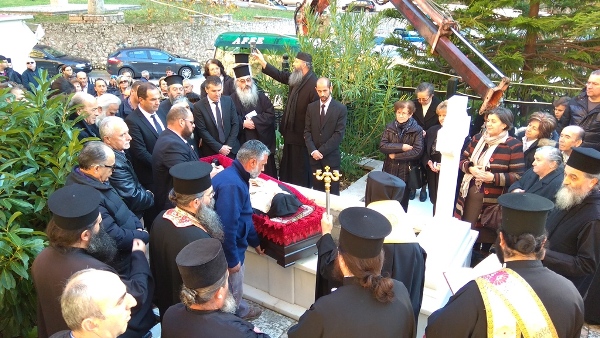 Εξόδιος Ακολουθία Καθηγουμένου Ι. Μονής Παναγίας Ελεούσης Αρχιμανδρίτου Ιεροθέου Σπανομήτσου