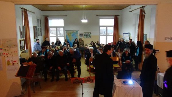 Θέρμο: Οι Πετροχωρίτες τίμησαν τη μνήμη των Τριών Ιεραρχών