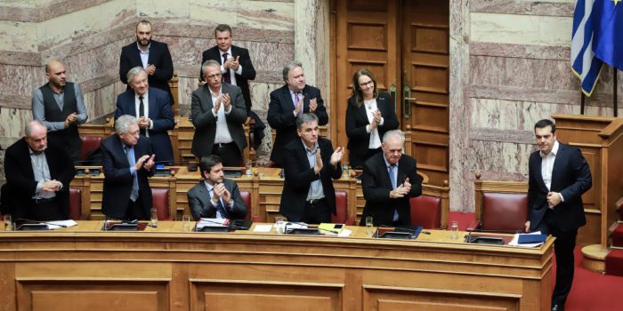 Ψήφος εμπιστοσύνης: Πήρε 151 ο Τσίπρας