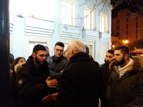 Αγρίνιο: Απαγορεύτηκε η είσοδος σε φοιτητές στη συνάντηση για το Πανεπιστήμιο -Είδαν Βαρεμένο