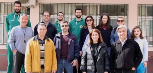 Ο ΑΟ δίπλα στους μαθητές-Επίσκεψη στο 1ο Δημοτικό Σχολείο Αγίου Κων/νου