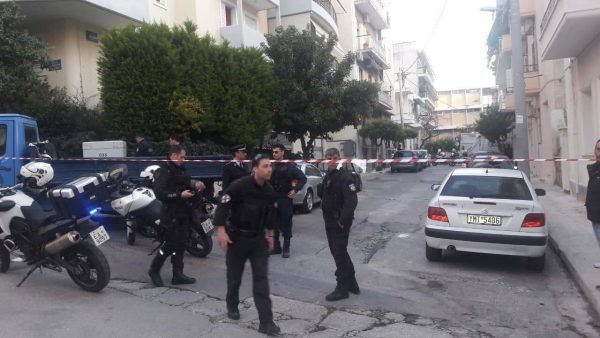 Τραγωδία: Νεκρές η μητέρα και το κοριτσάκι της που έπεσαν από τον 5ο όροφο(βιντεο)