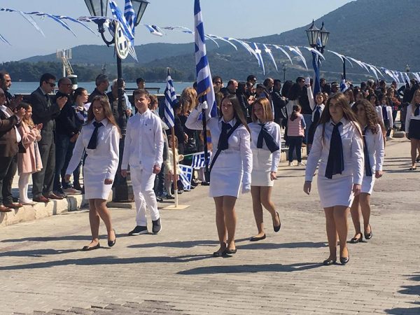 Βόνιτσα -H παρέλαση της 25ης Μαρτίου(φωτο)