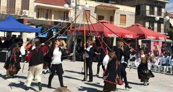 17ο Μαθητικό Φεστιβάλ Παραδοσιακών Χορών στο Θέρμο(φωτο)